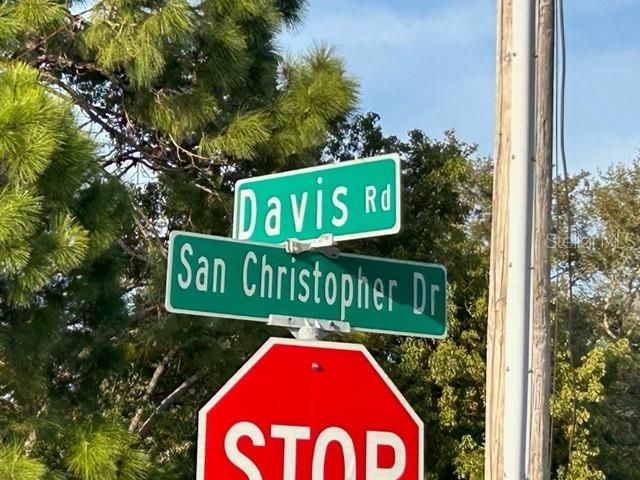 1395 Davis Road