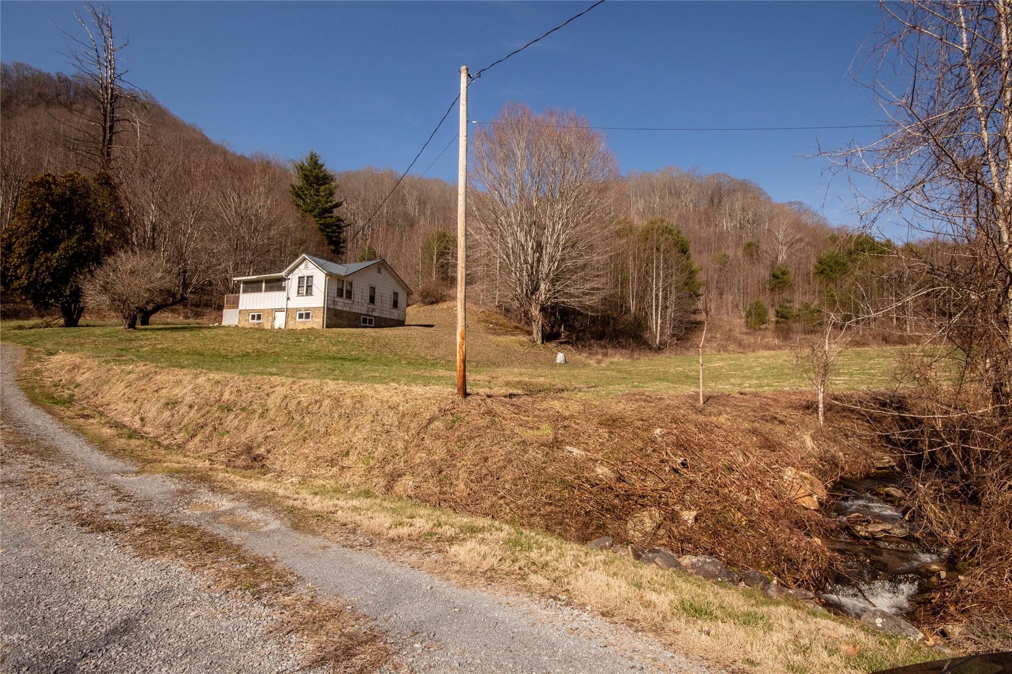 1665 Wesley Creek Road