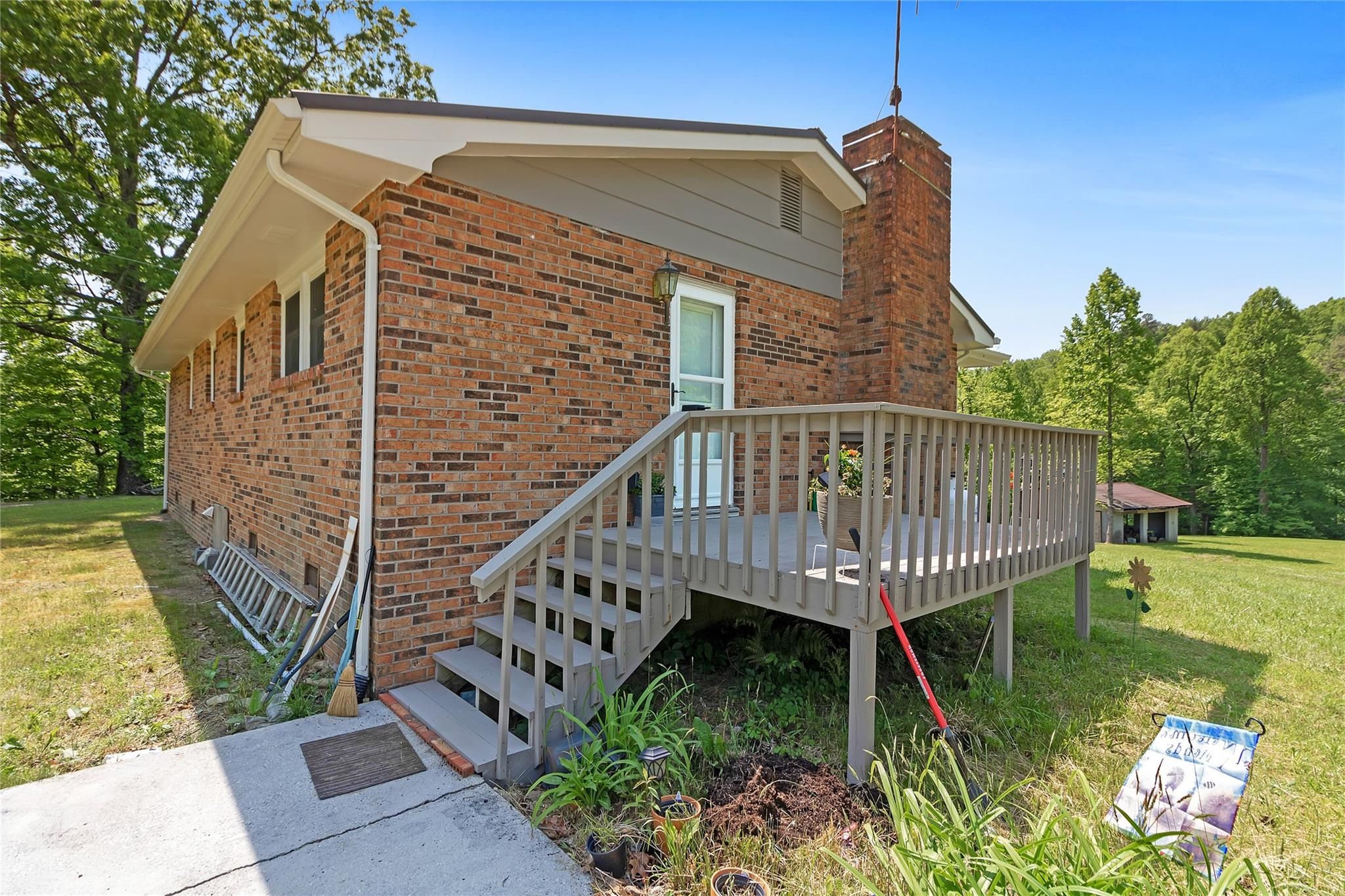 370 Looney Powell Road