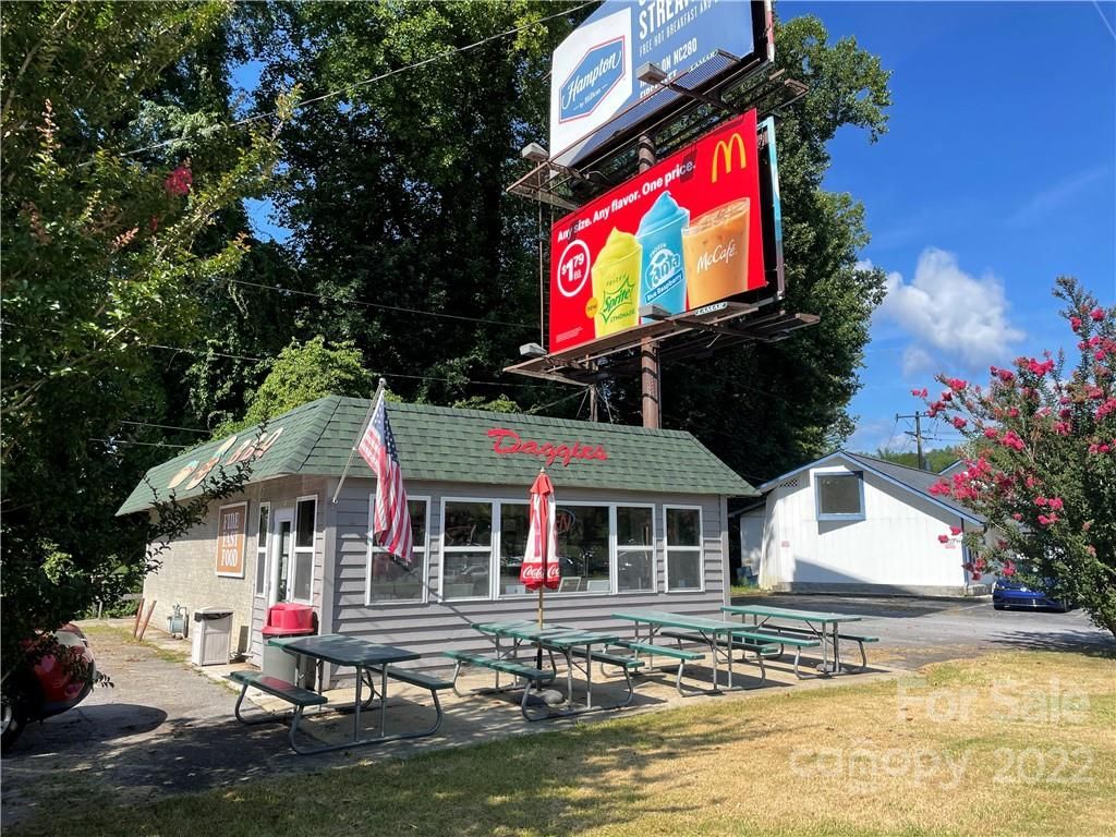 92 Hendersonville Highway
