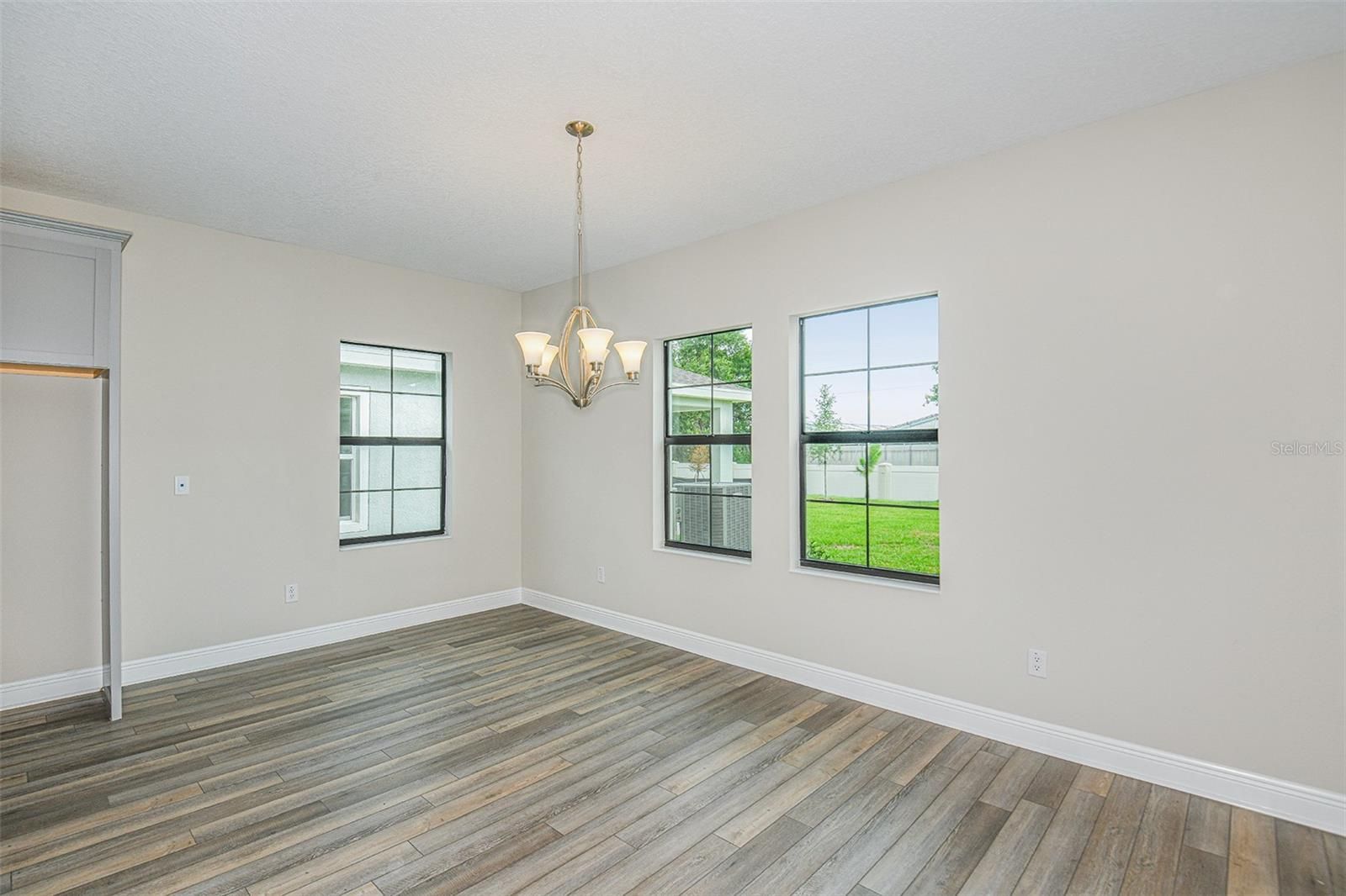 6356 Roadstead Court