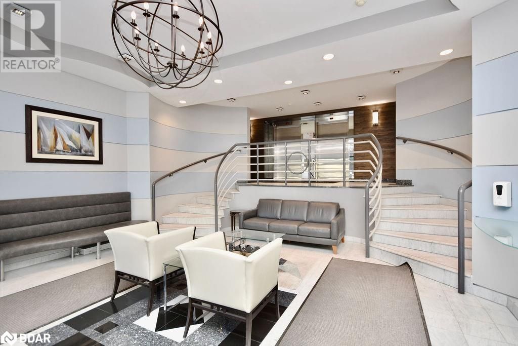 75 ELLEN Street Unit# 207