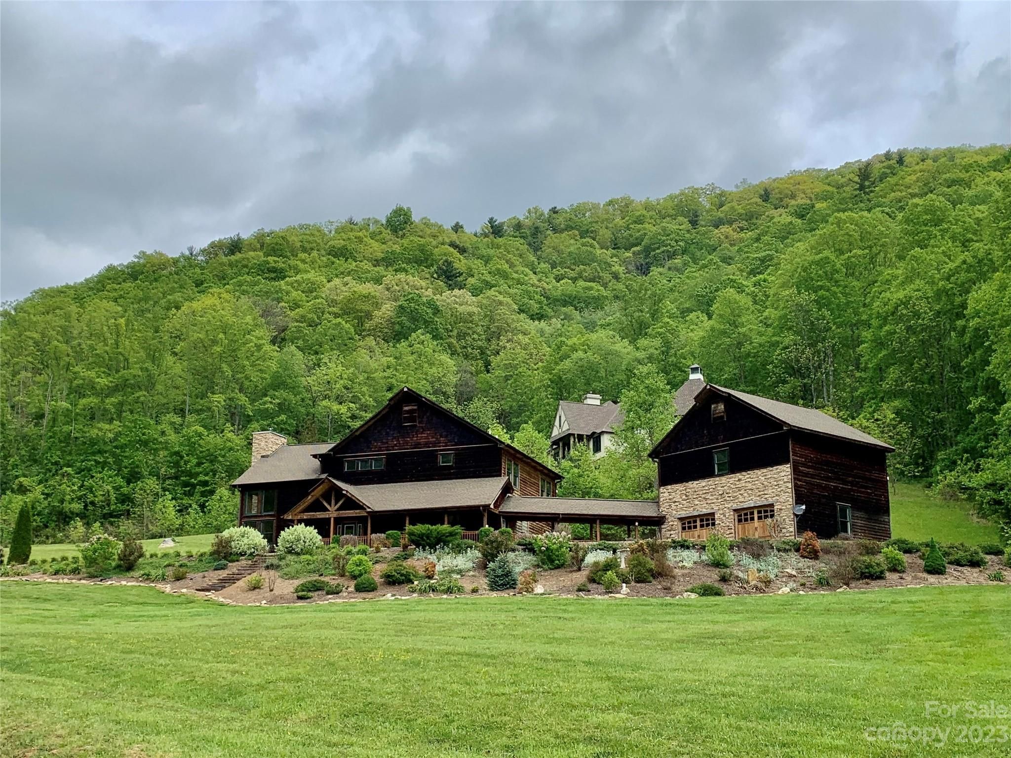 42 Cabin Creek Trail