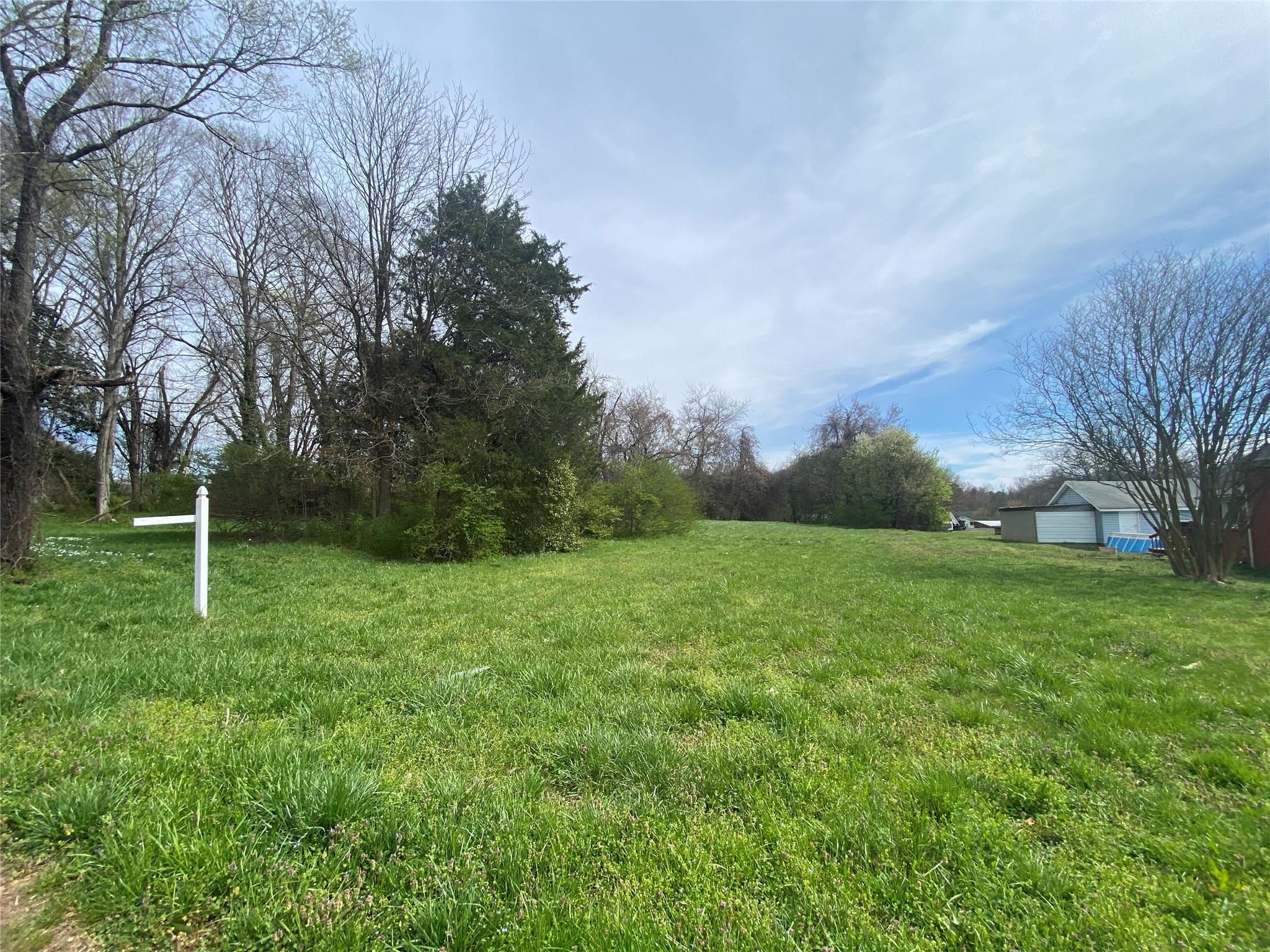 211 S Main Avenue