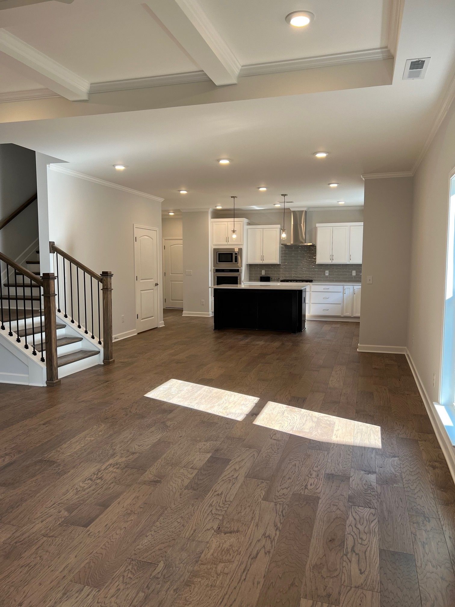 6344 York Dr