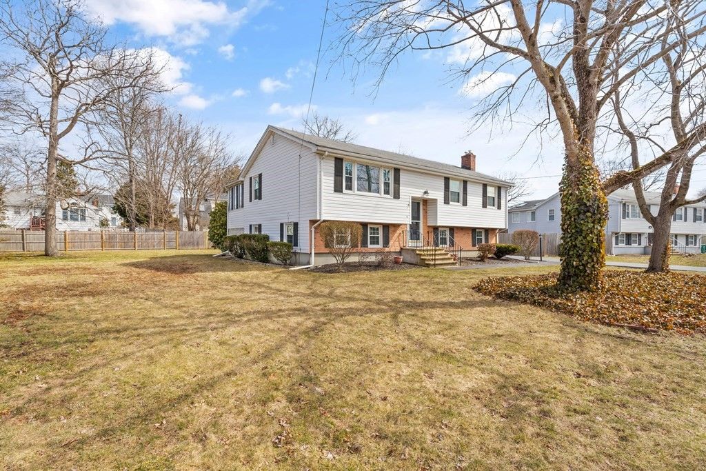 36 Audubon Rd