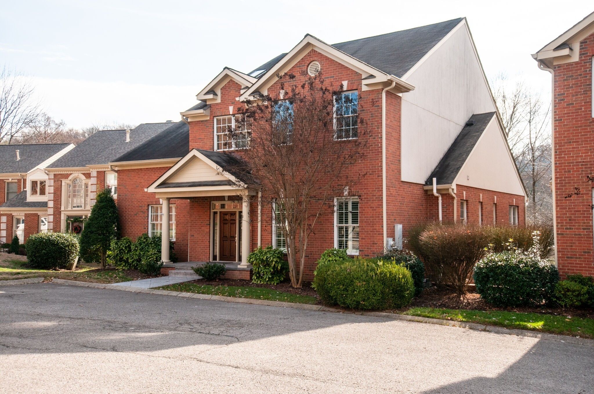601 Clayborne Ct