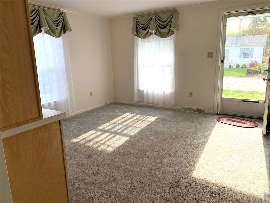 76 Trailwood Drive