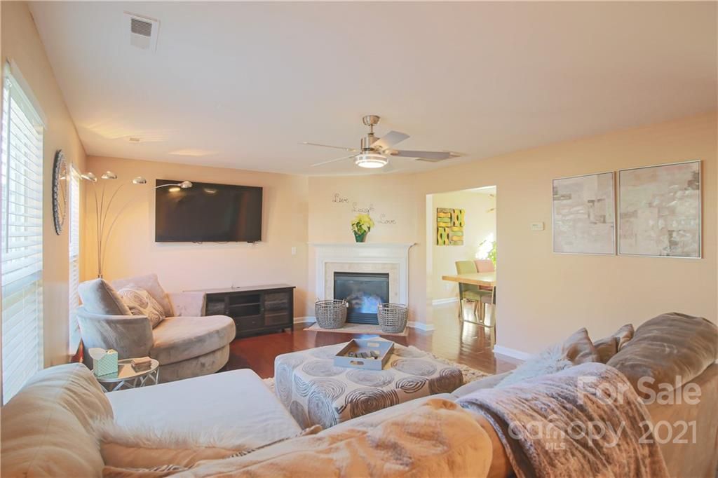 3013 Secret Garden Court