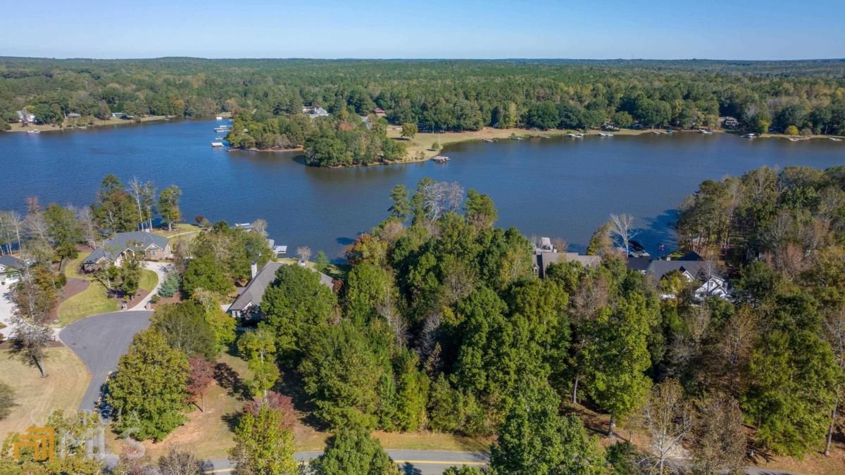 1191 White Oak Way