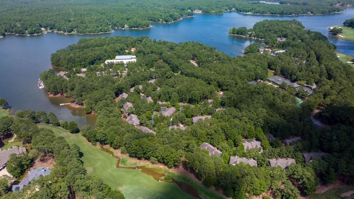 1040 Creekside