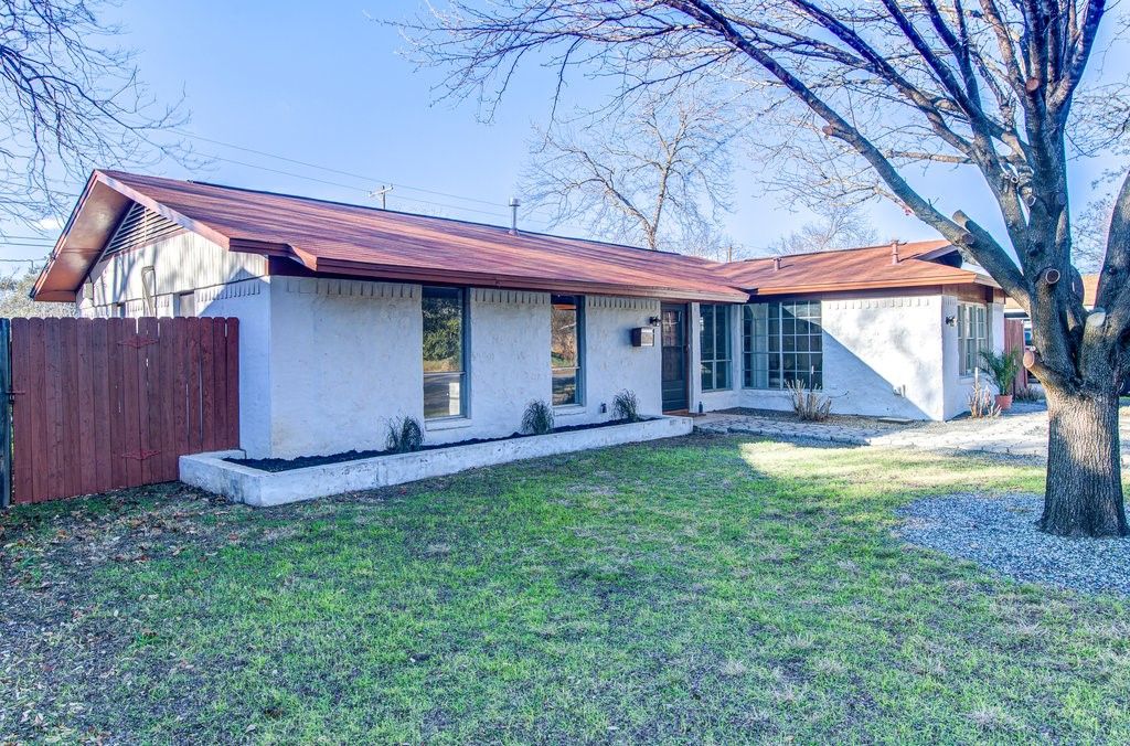 8312 Stillwood Lane