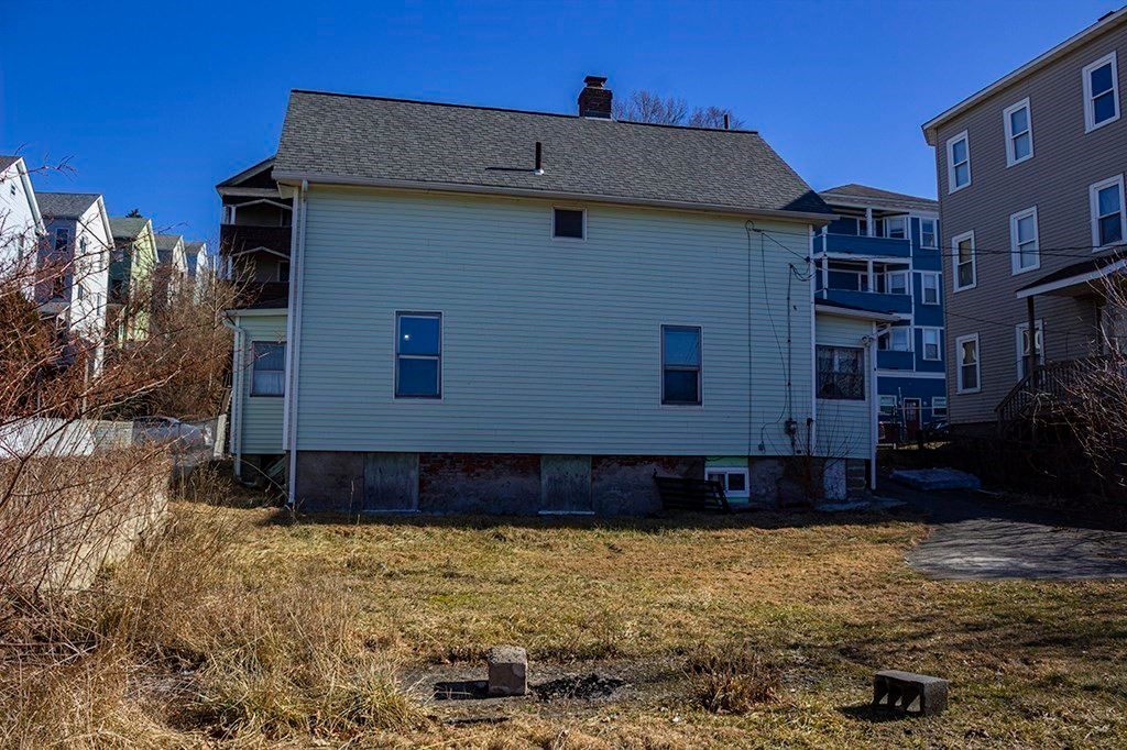 114 Perry Ave