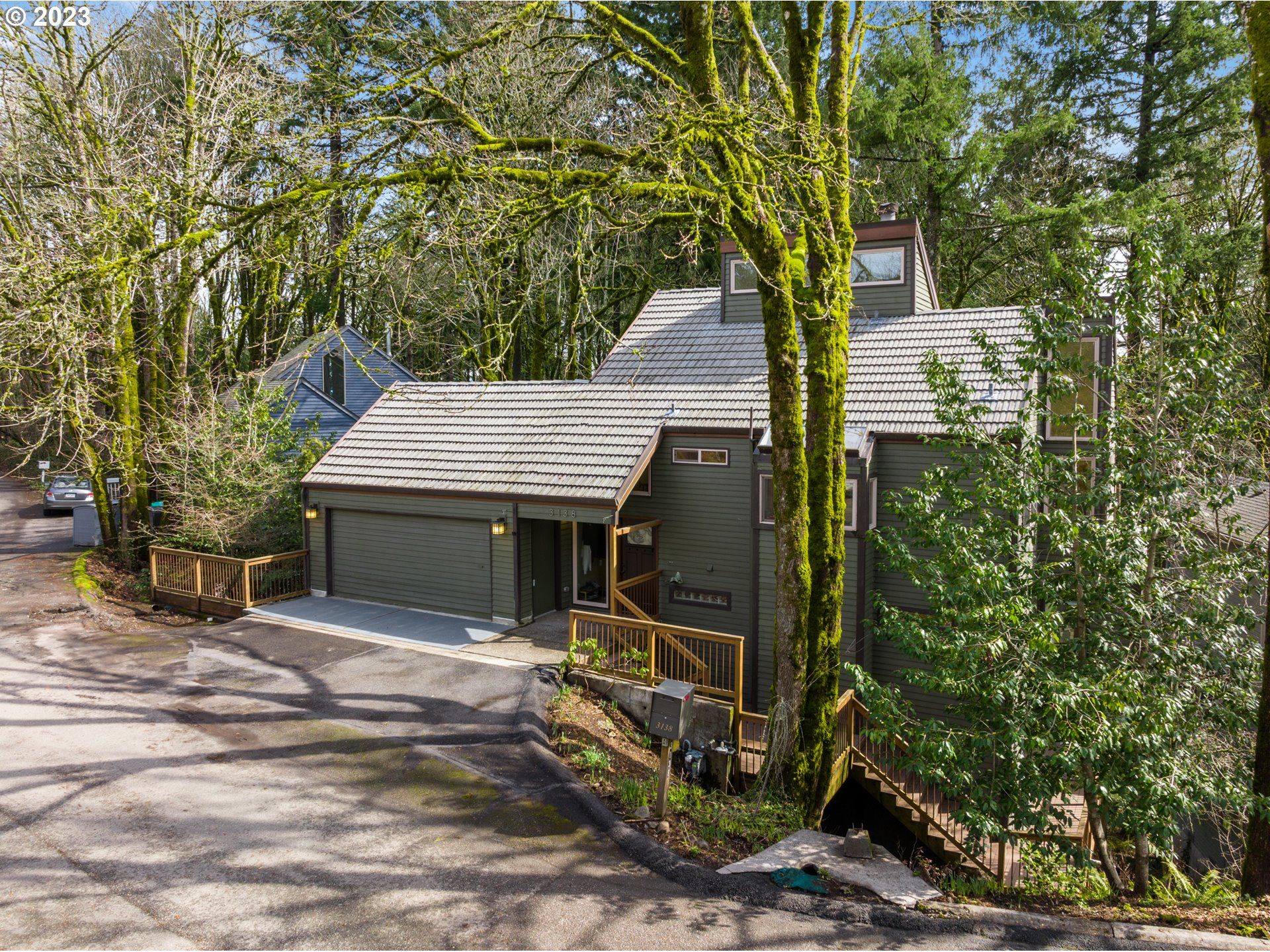 3138 SW Cascade Dr