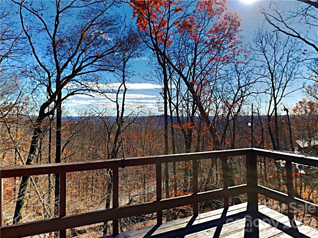 102 Kens Rock Road