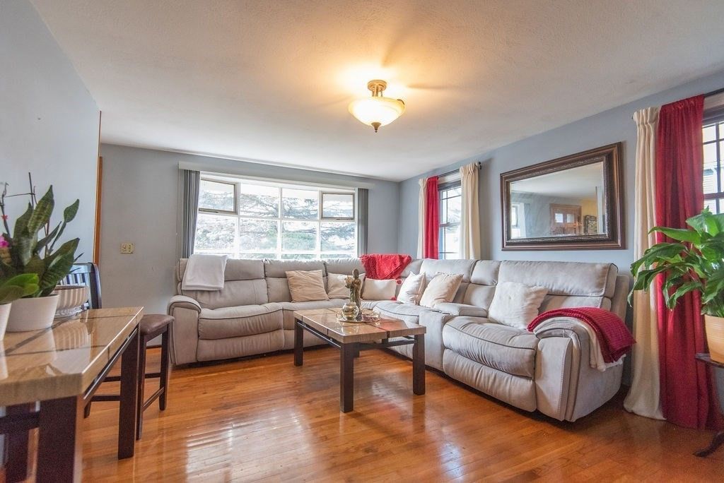 173 Lynnfield