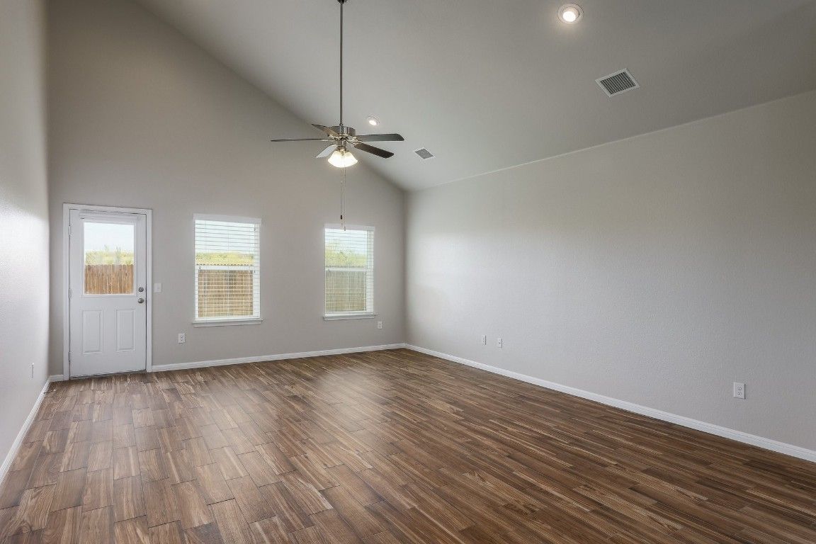 11232 Barn Owl Drive