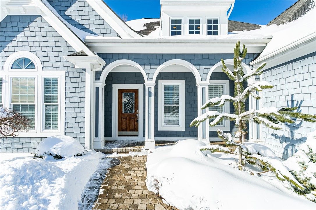 15 Highland Green