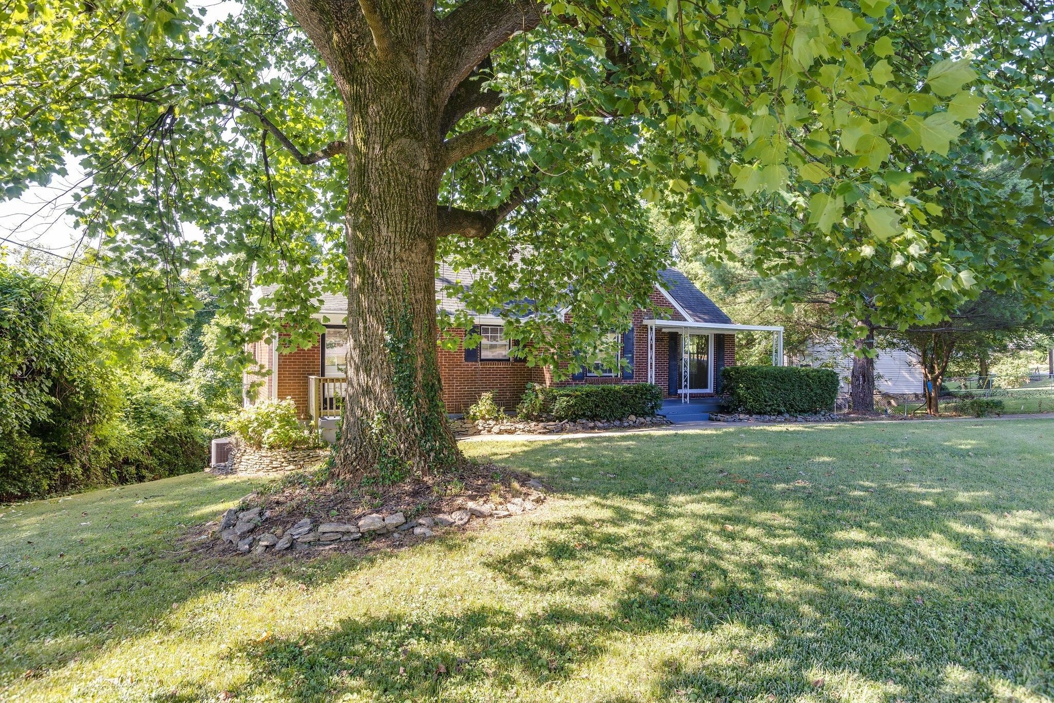 2820 Mashburn Rd