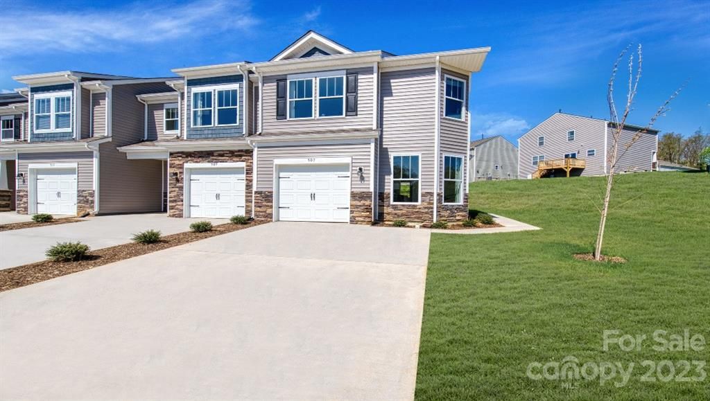 127 Creekview Road