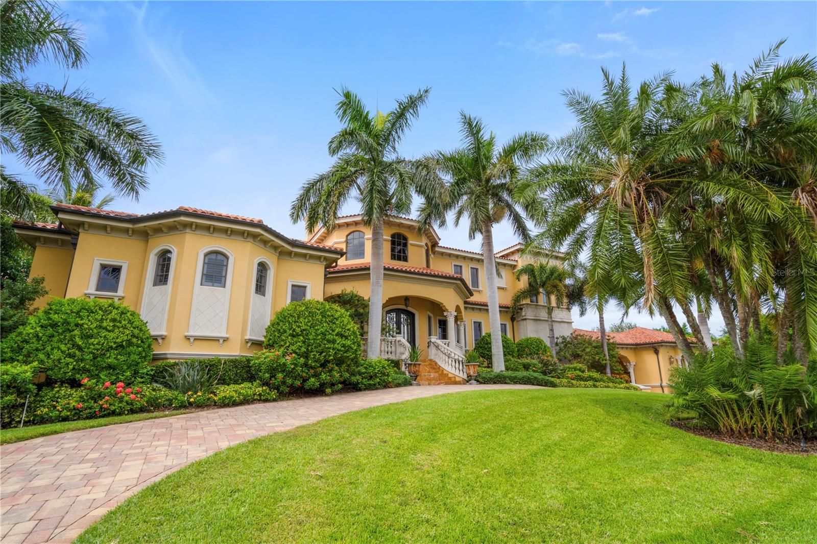 1363 Oceanview Drive