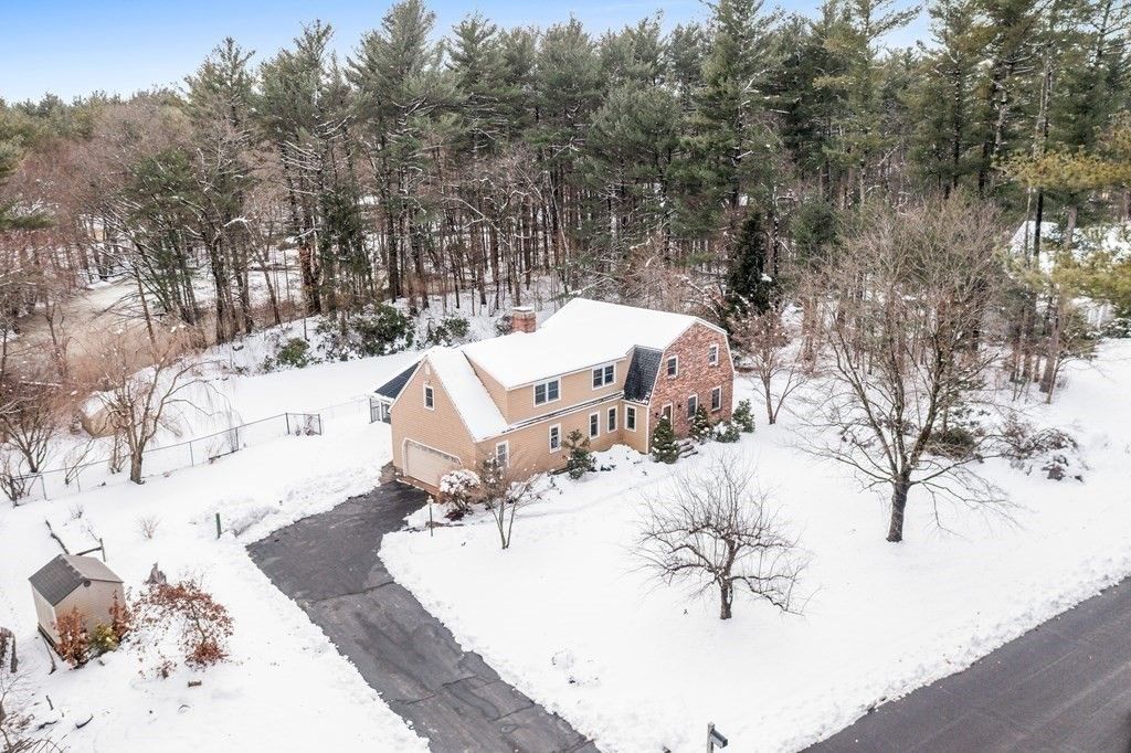 4 Sassafras Rd