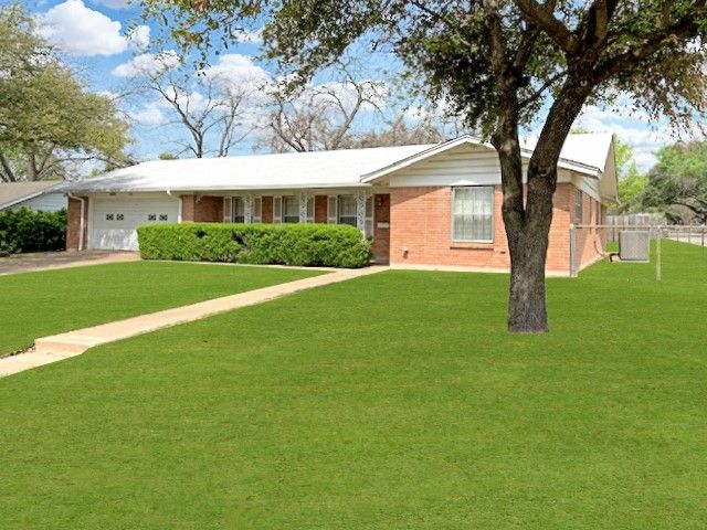 2500 Greenlawn Parkway