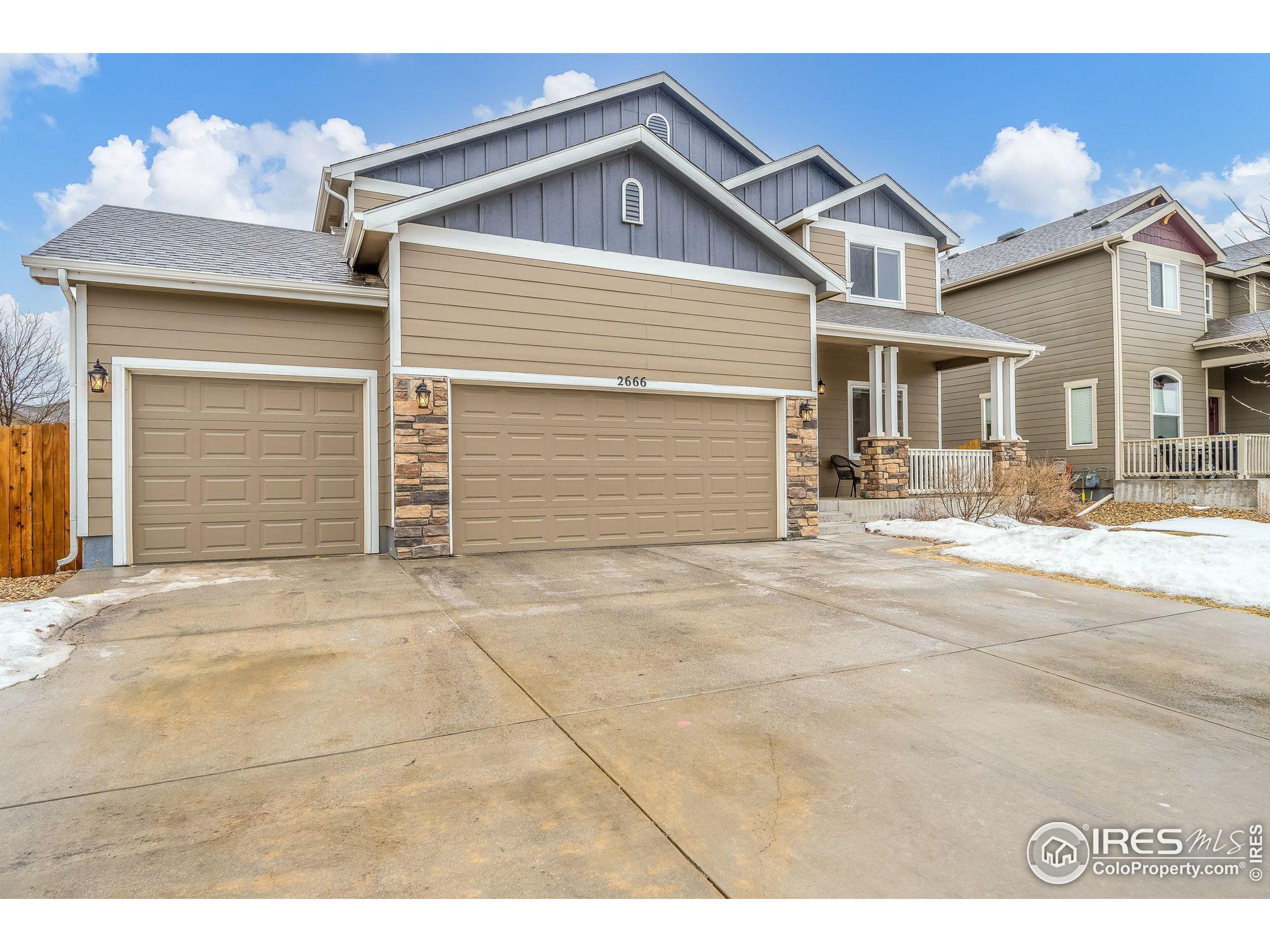 2666 Mustang Dr