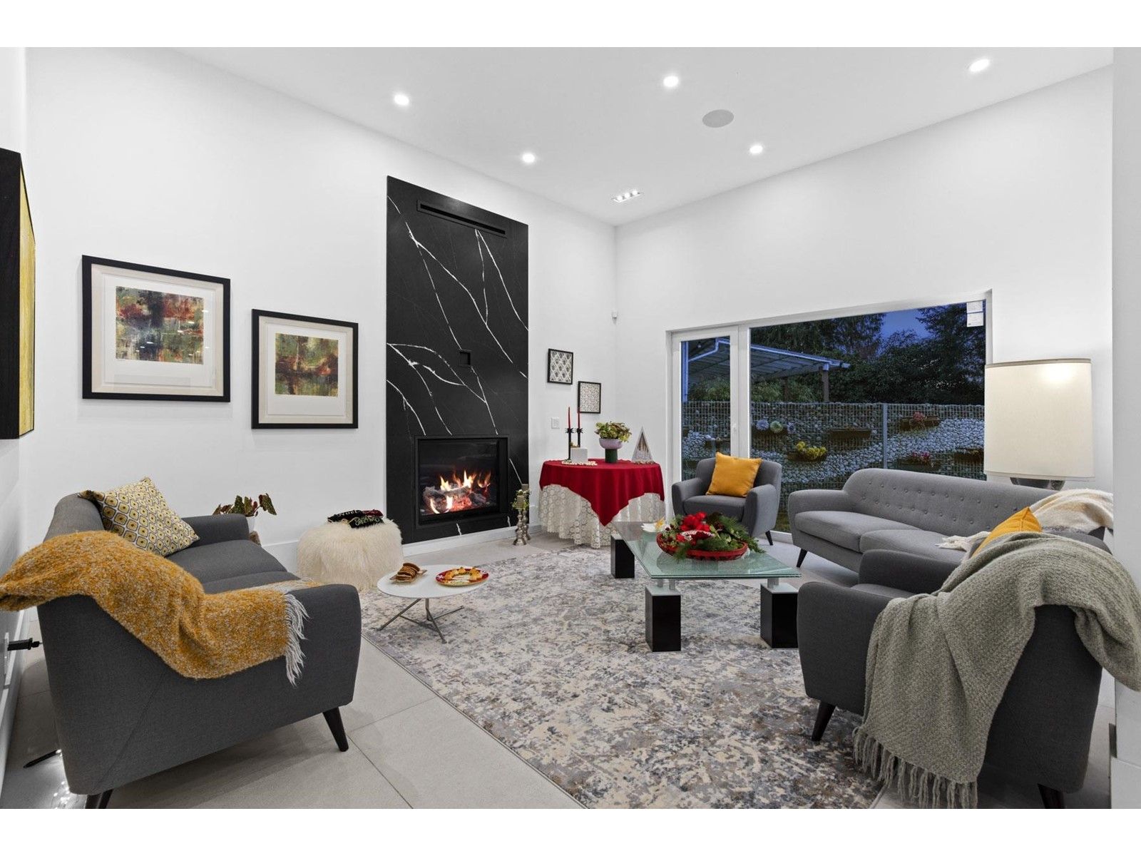 1075 BELVEDERE DRIVE