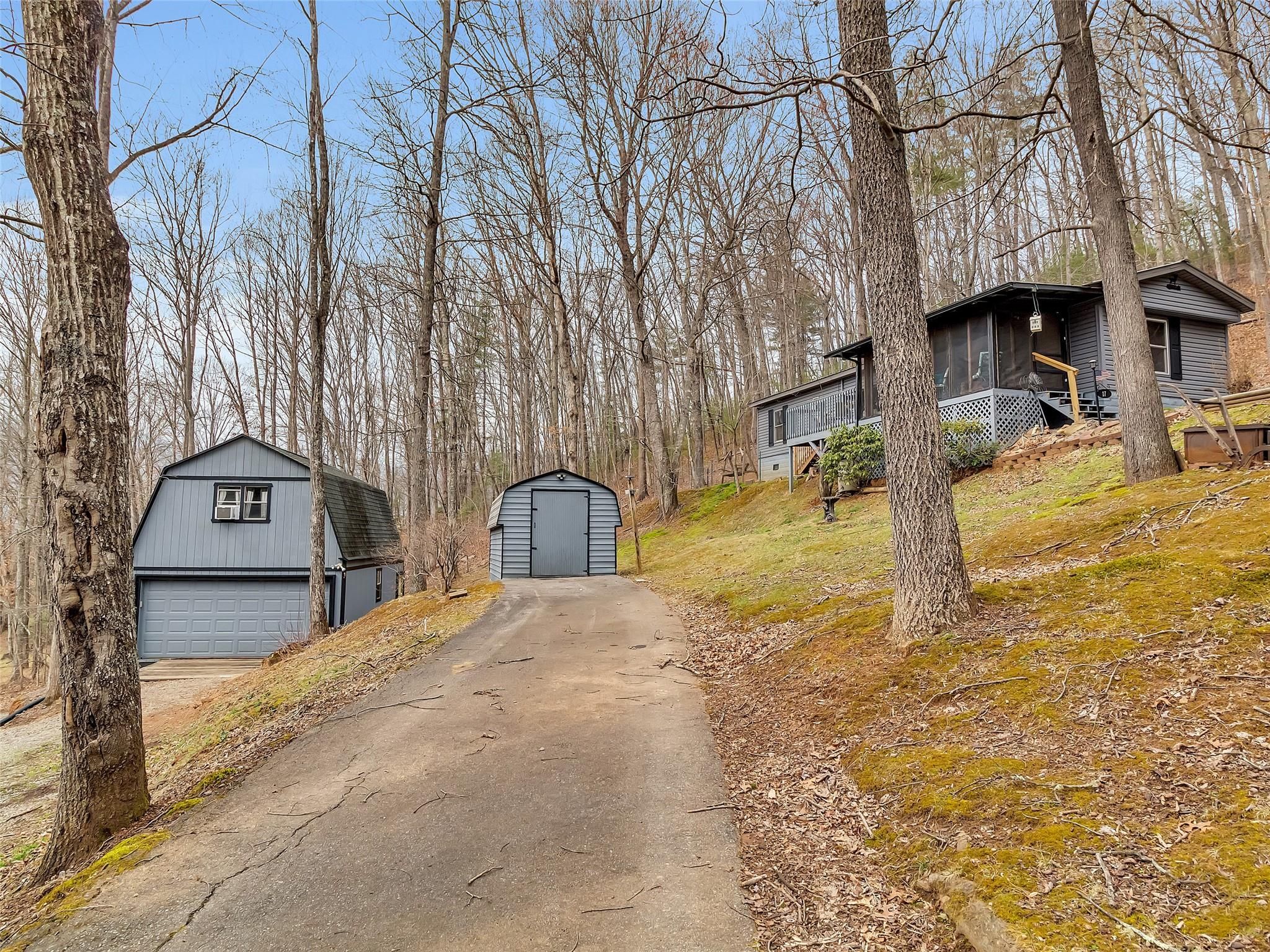 17 Shena Drive