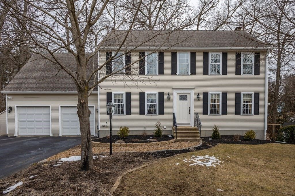 11 Heronwood Drive
