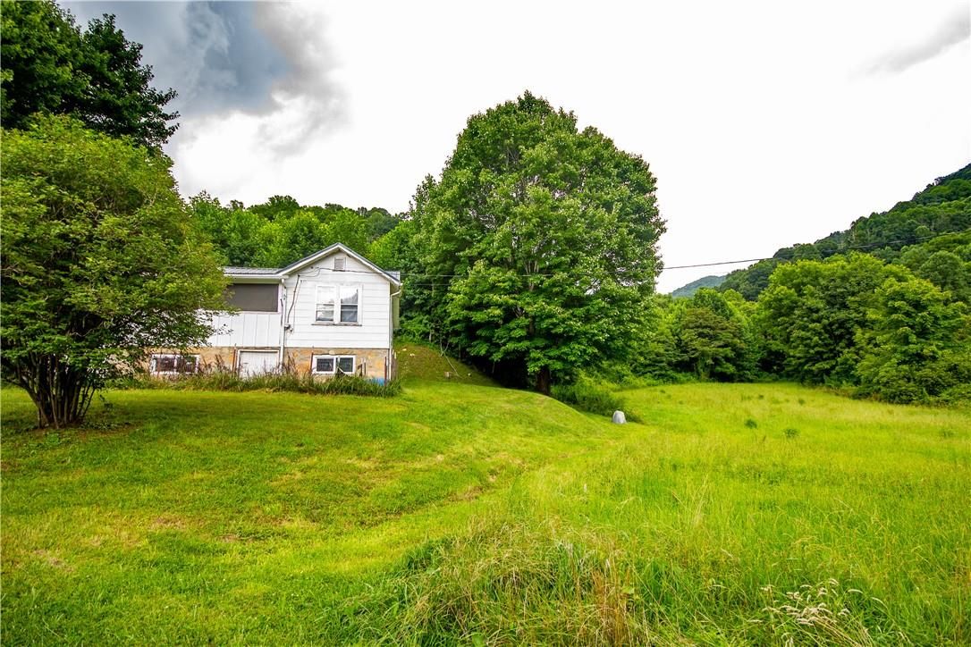 1665 Wesley Creek Road