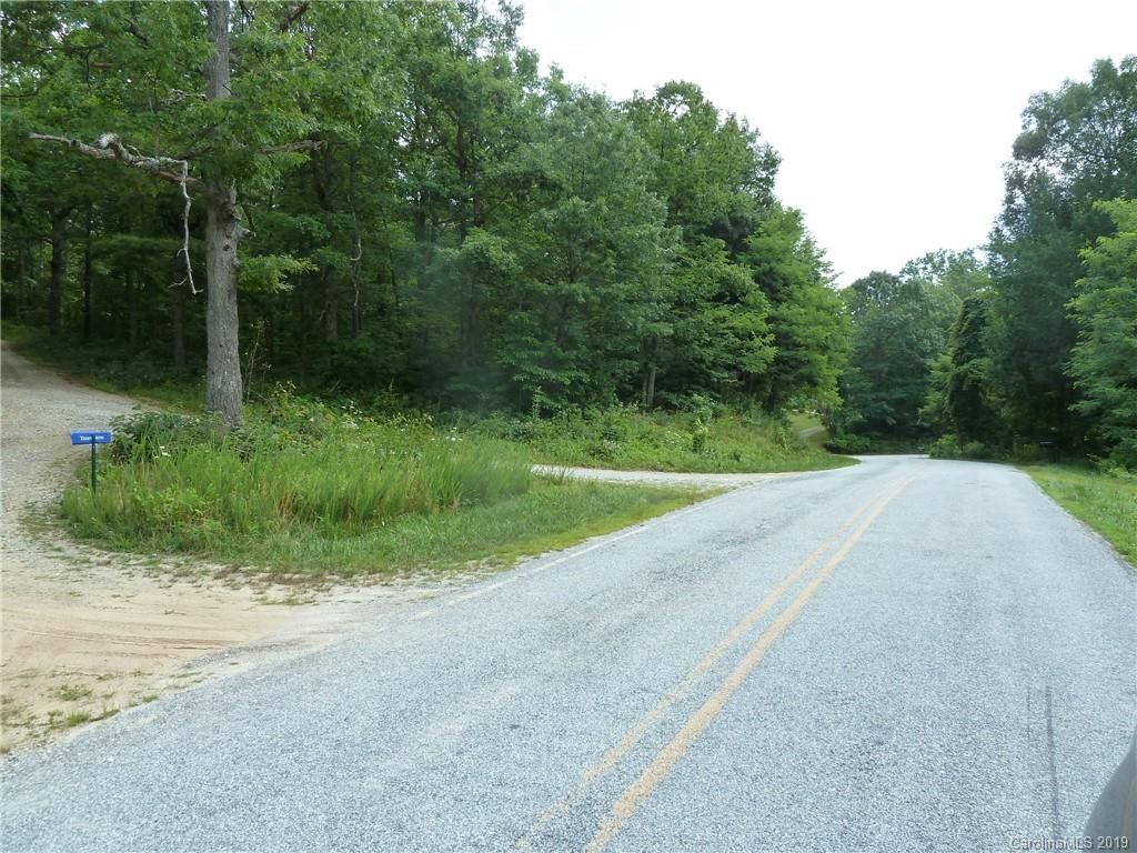 1 N Pointe Drive