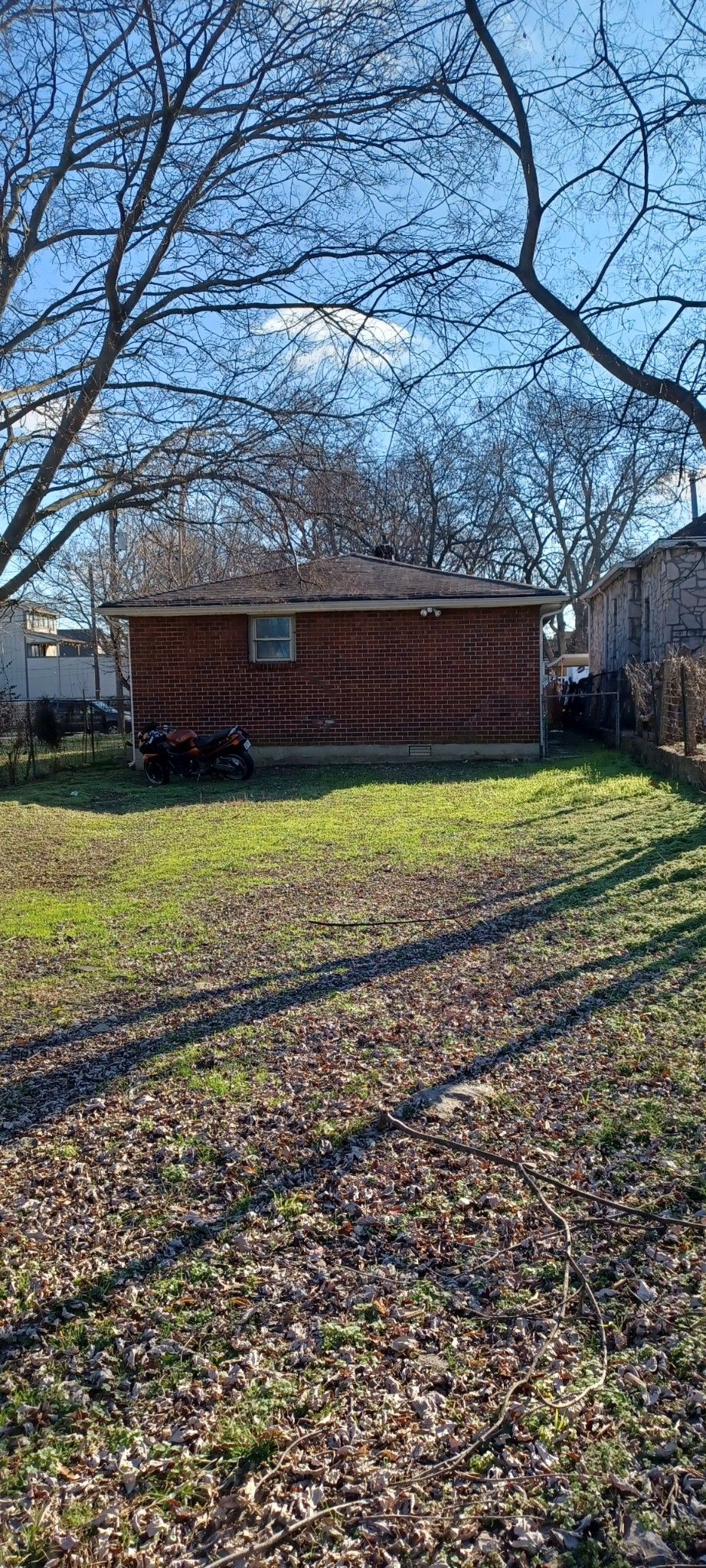 8 Green St