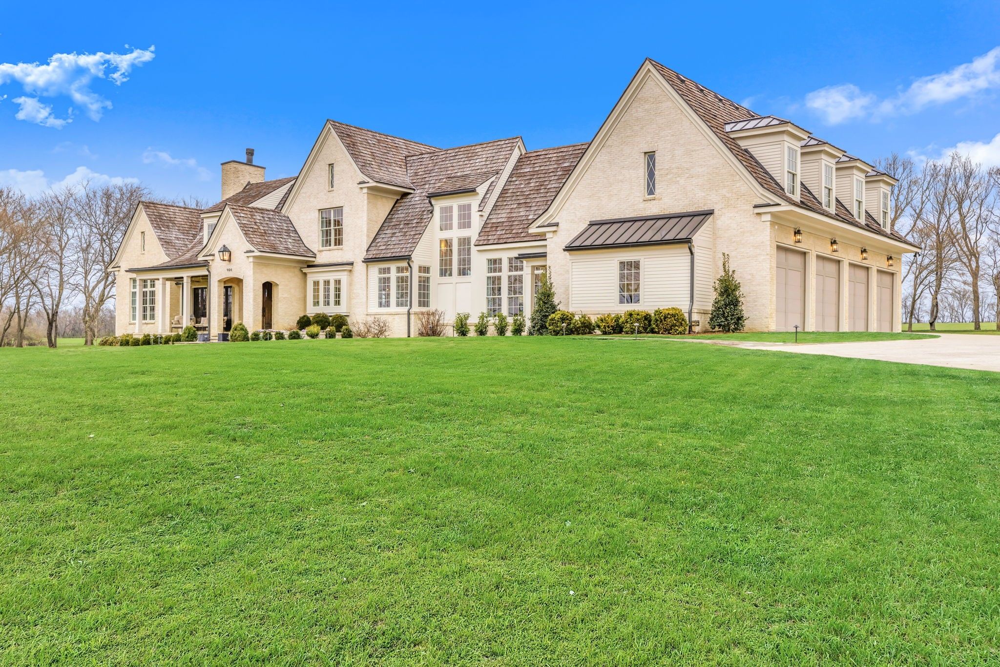 904 Hamilton Branch Pvt Ln
