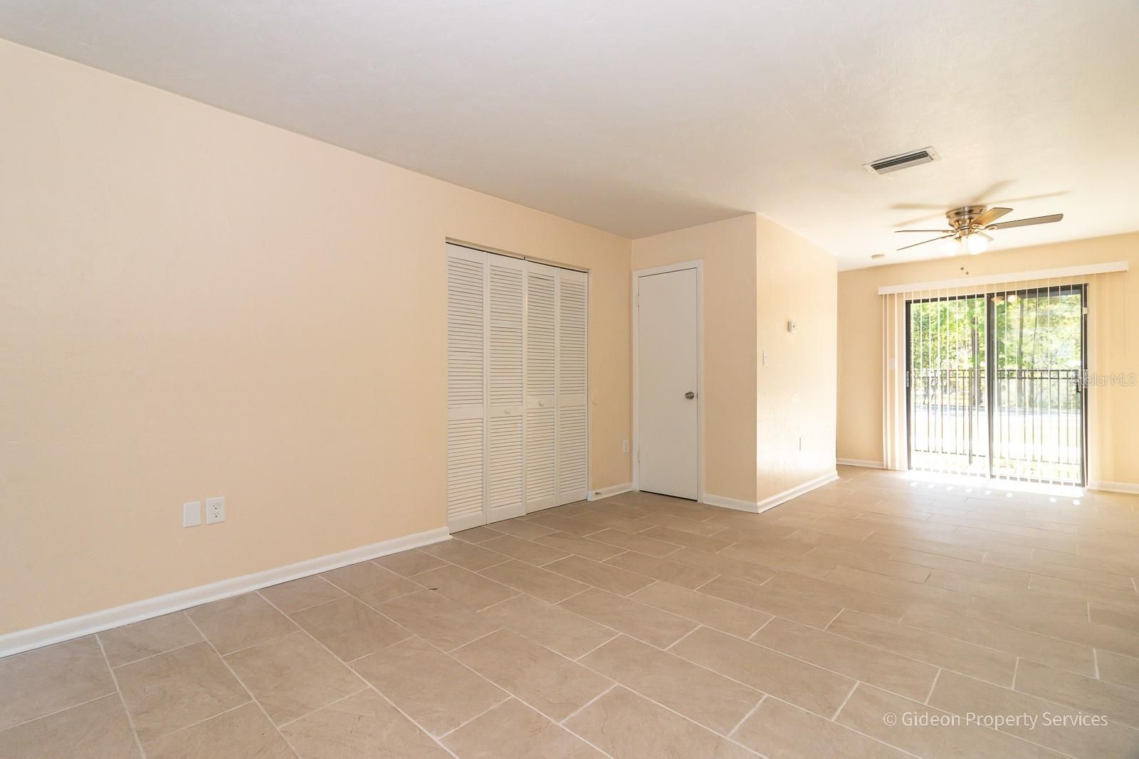 717 SW 68th Terrace