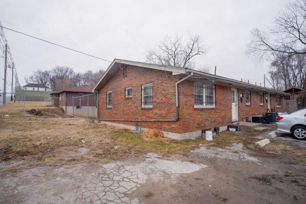 70-72 N 10th Street