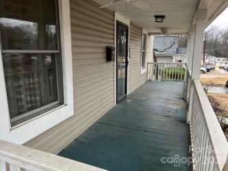 316 W Moore Avenue