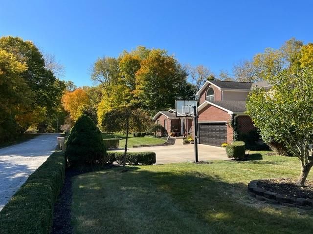 5824 E County Road 100 N