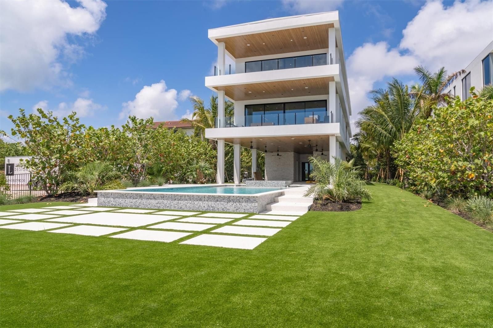 171 Whittier Drive
