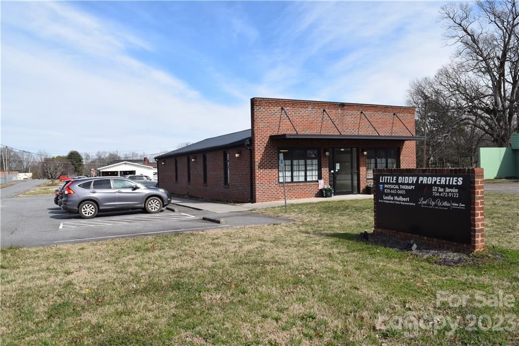 601 E Main Street