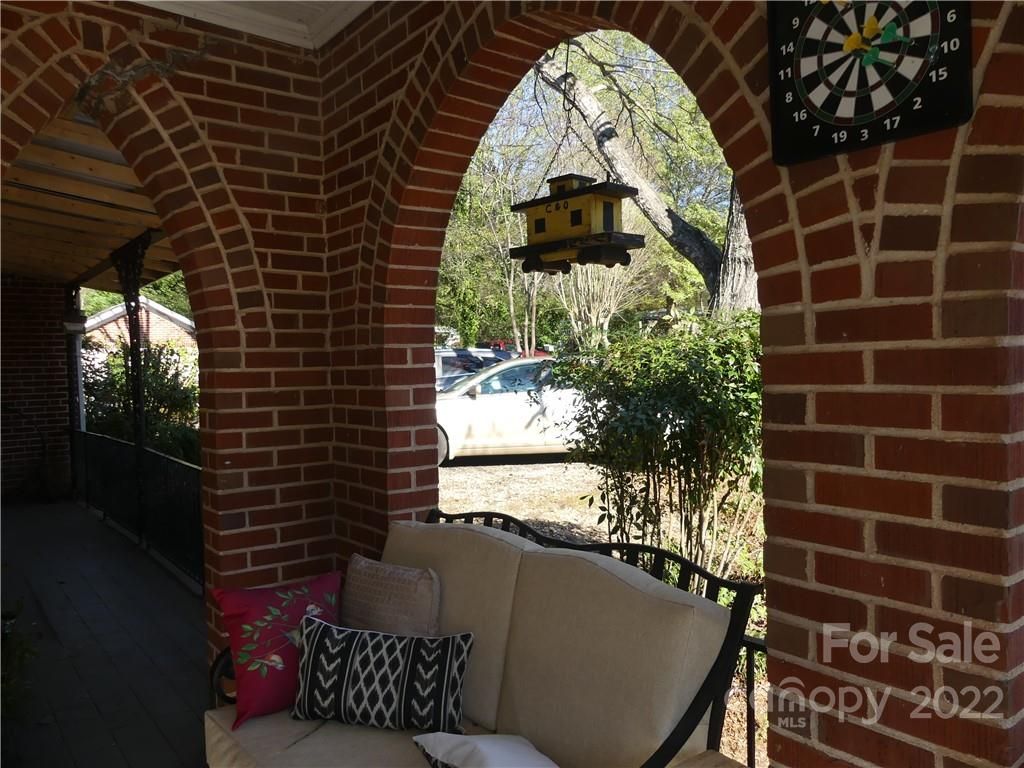 113 Beacon Hill Road
