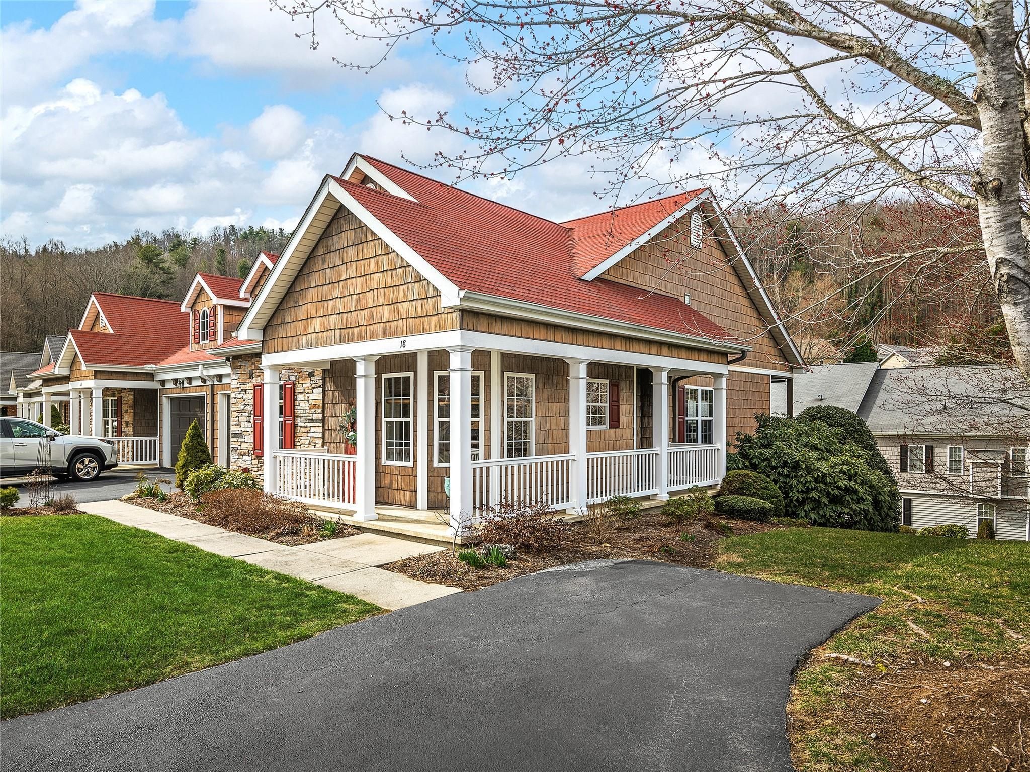 18 Old Creek Lane