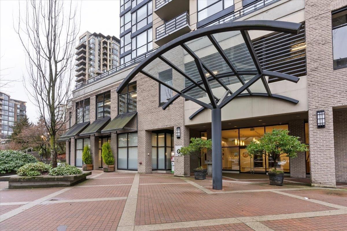 PH1 124 W 1ST STREET