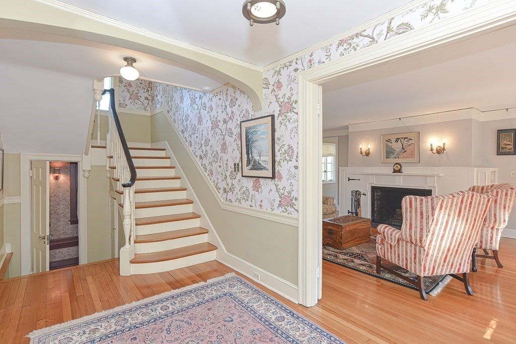 111 Pleasant Street
