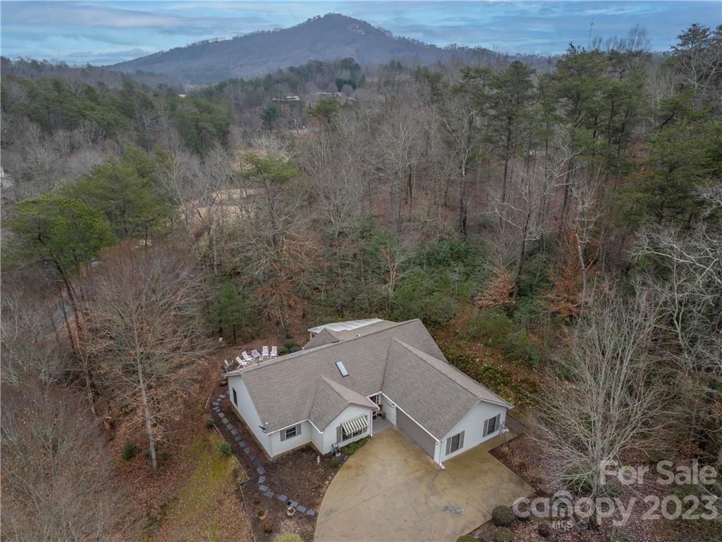 121 Stayman Court