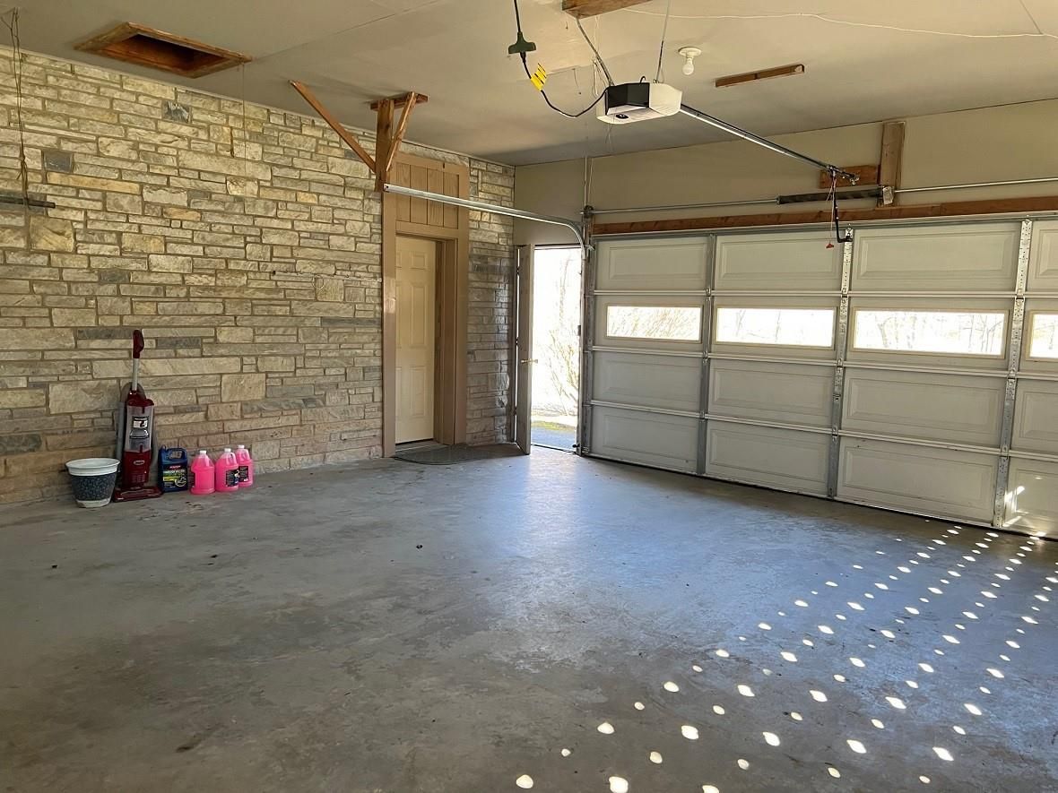 621 Stecoah Road
