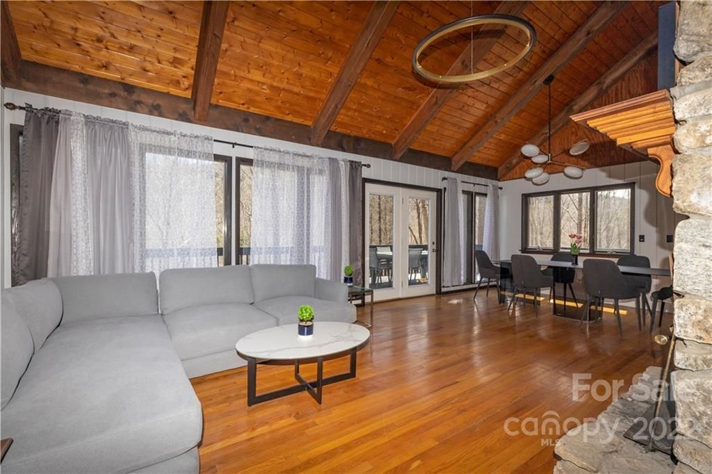 229 Gardenside Road