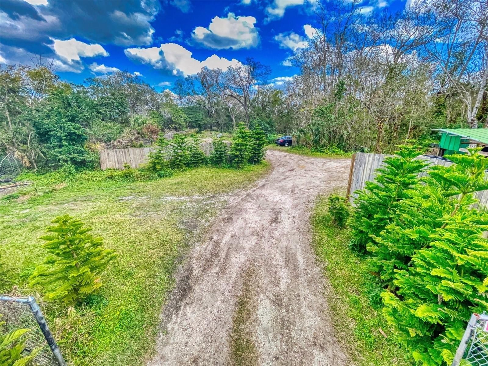 2827 Knudsen Drive