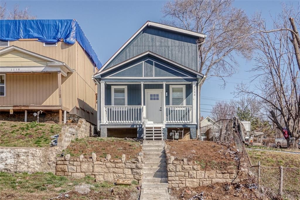 1116 Splitlog Avenue